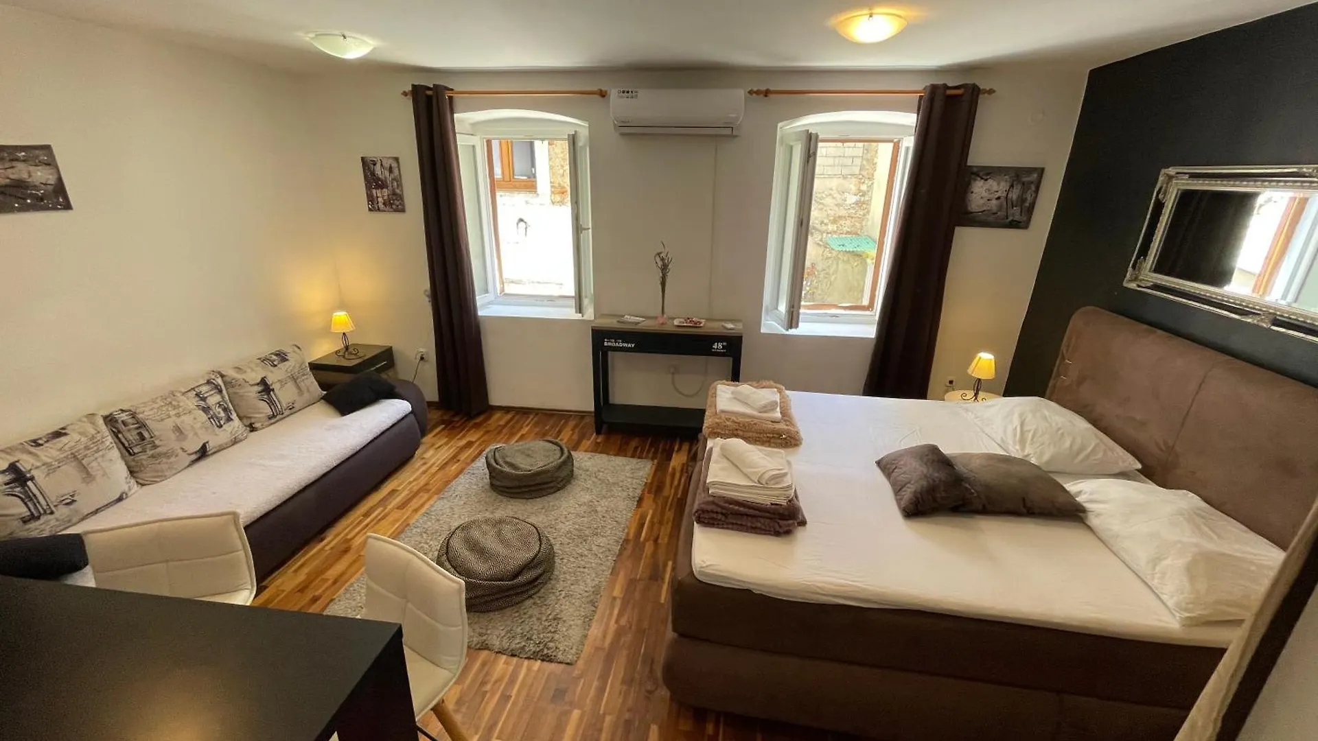 Old Town Insula Apartment Zadar Croatia